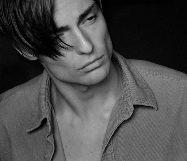 What Does It Mean When A Guy Cries Over You 12 Meanings 